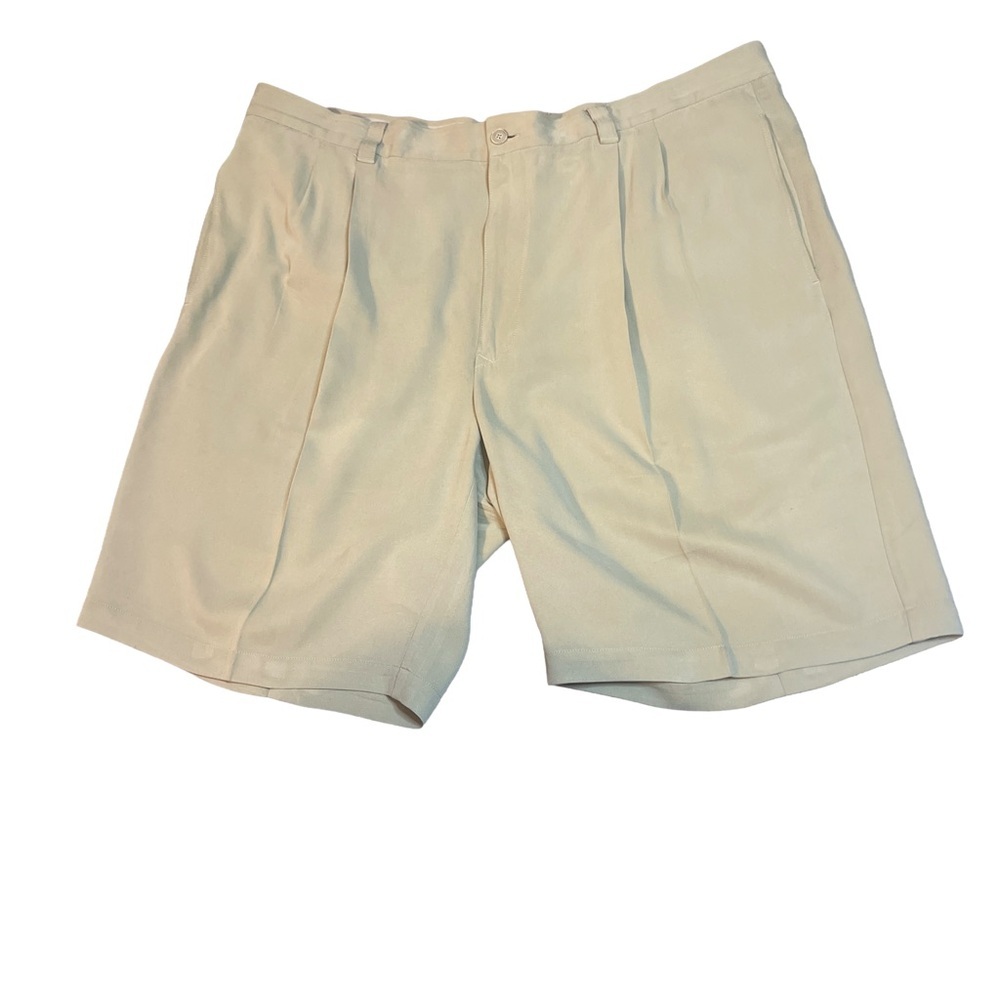 Tommy Bahama Men's khaki Color Flat Front Shorts